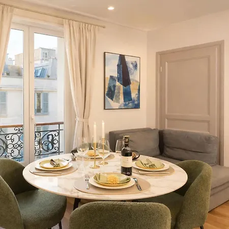 Apartment Champs Elysees - Premium Family For 5 Paris