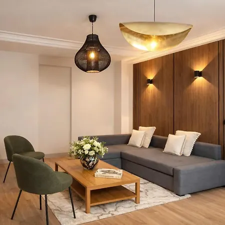 Apartment Champs Elysees - Premium Family For 5 *